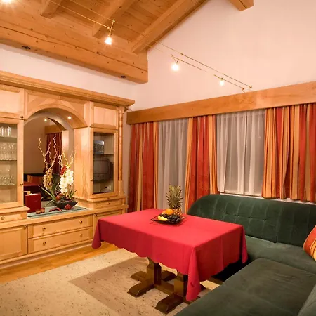 Ondres'n Hof Guest house Langenfeld